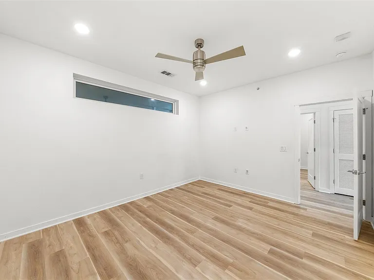 4361 S Congress Ave #129 — Photo 6