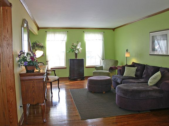 3rd image of 1087 Chetwood Dr
