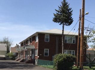 210 Walter St, Linden, NJ 07036