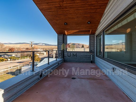 4th image of 1613 Montana St #2