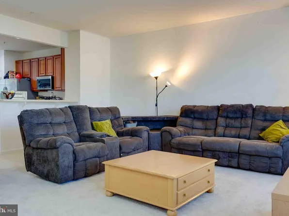 225 Staysail Dr, Joppa, MD 21085