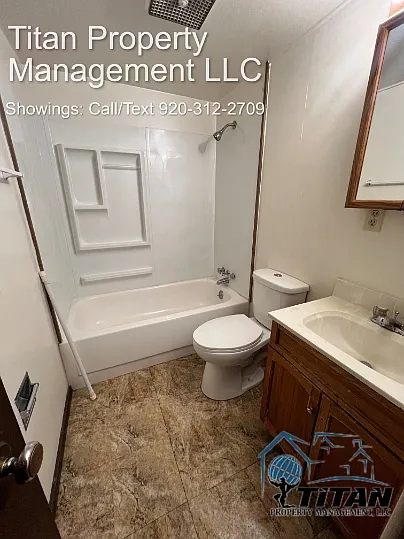 1382 Maricopa Dr - 2 — Photo 3