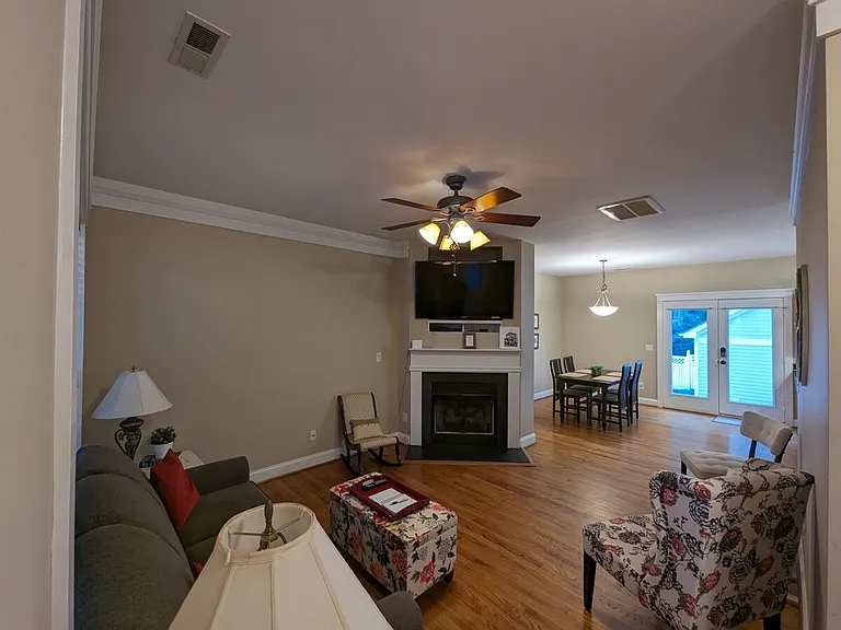 W Douglas Park Drive Huntersville Nc — Photo 7