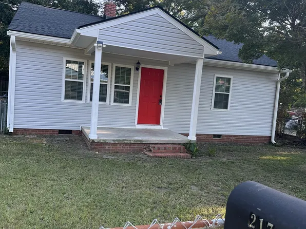 217 Gertrude St, Fayetteville, NC 28303