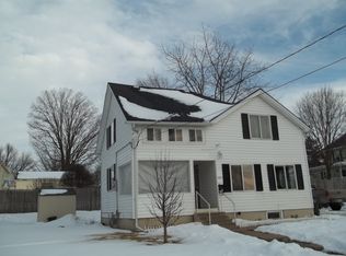 307 1st St NW, Waukon, IA 52172