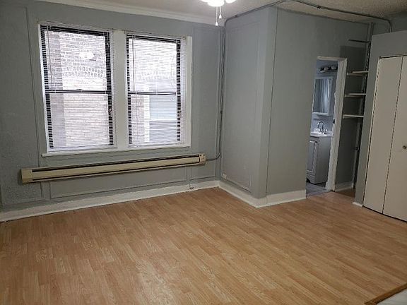 2nd image of 4735 N Beacon St