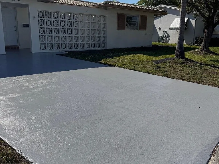 1550 NW 70th Ter — Photo 3