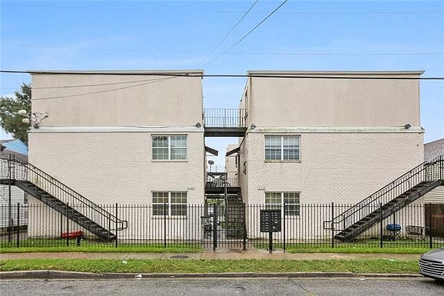1st image of 2830-32 Dryades St