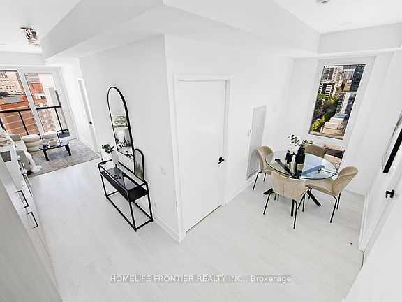 4th image of 308 Jarvis St #1405