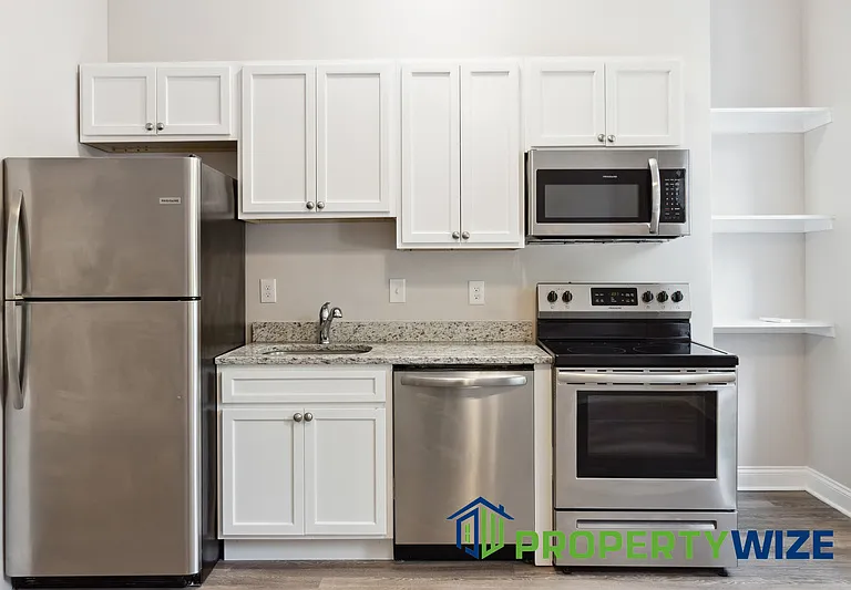 833 Hollins St #1F — Photo 6