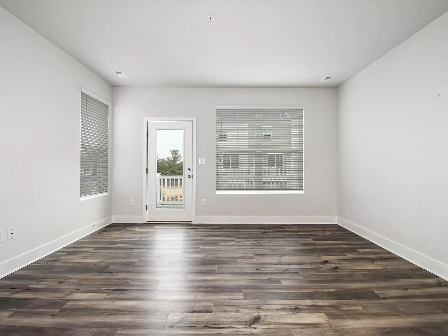 2 bed, 2.5 bath, 1530 sqft, $2,665 — Photo 4