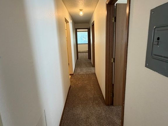 5th image of 724 7th Ave S