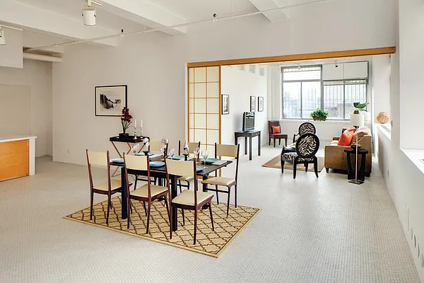 Sold by Stribling | media 18