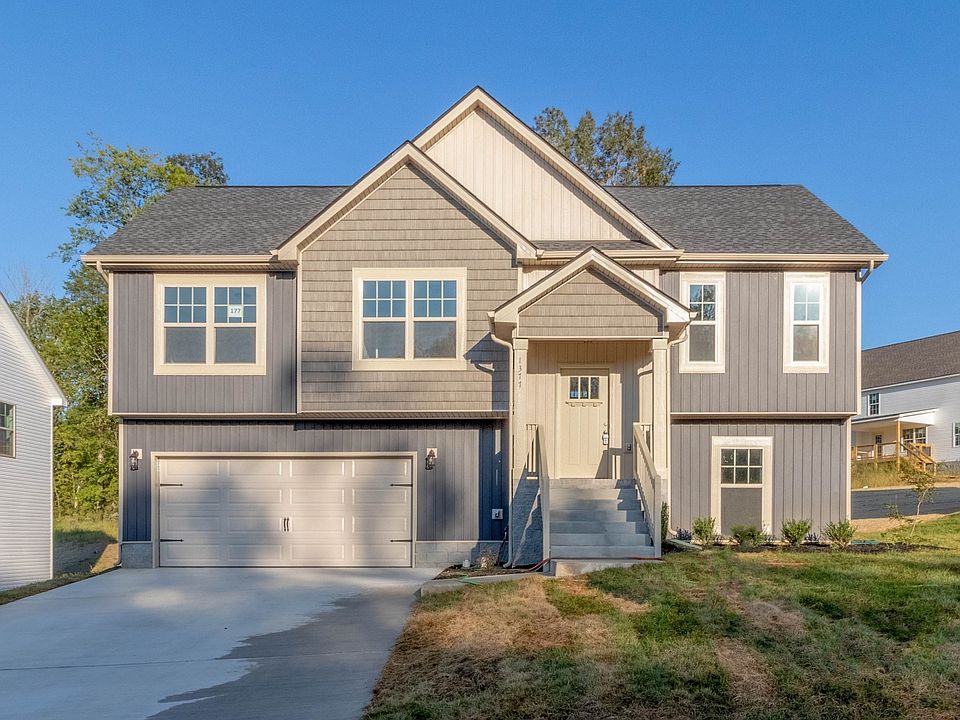 1st image of 105 Cottonwood Ct