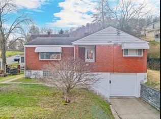 209 E Fairmont Ave, Trafford, PA 15085