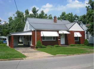 301 E 12th St, Metropolis, IL 62960