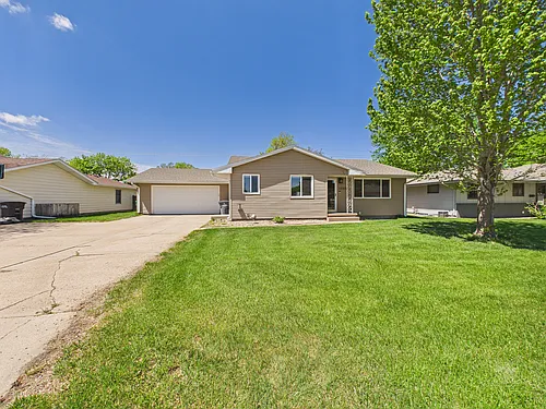 1008 Pleasant View Dr Photo 1