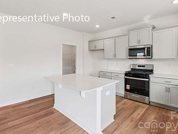 7th image of this home