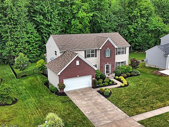 4th image of 37860 Avalon Dr