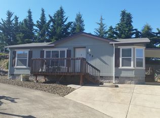 121 Country Side Ln, Winston, OR 97496