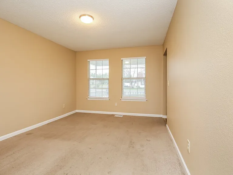 165 Bill Stewart Blvd — Photo 8