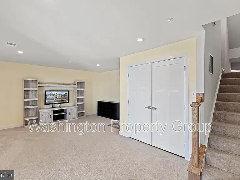 10603 Brewerton Ln — Photo 7