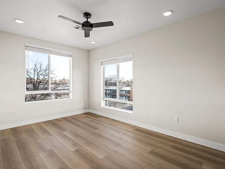 Stonecreek Apartments — Photo 19