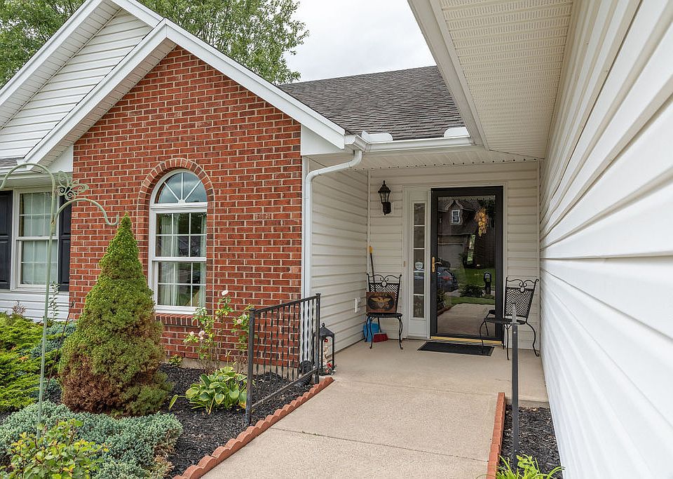 1464 Woodside Dr, Wilmington, OH 45177 | MLS #1781894 | Zillow