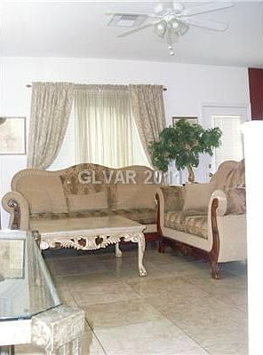 3rd image of 7732 Mocorito Ave