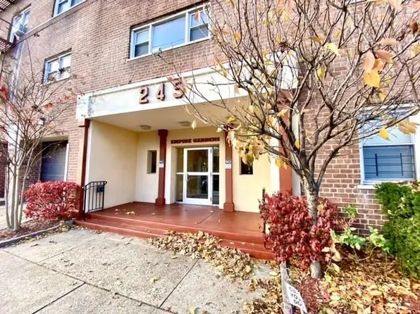 245 Bronx River Road #5A, Yonkers, NY 10704