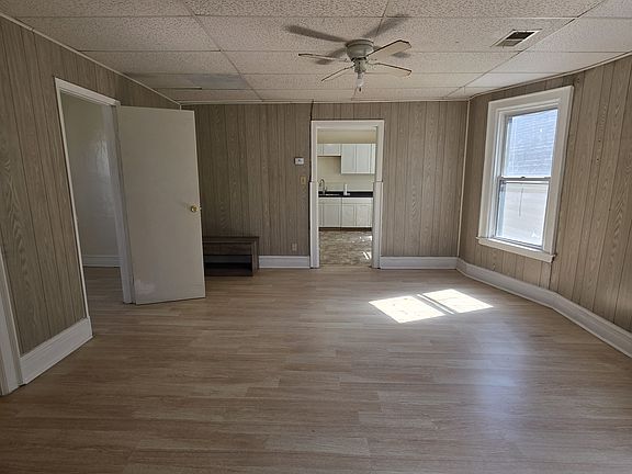 2nd image of 37 Moselle St #2