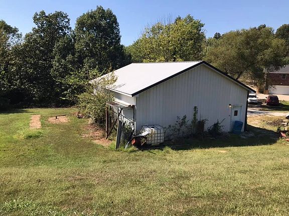 5th image of 240 Hickory Hollow Dr