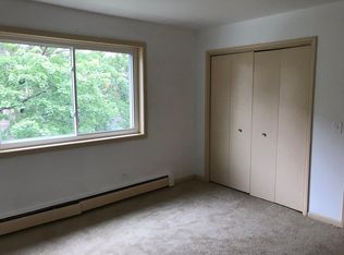 1316 Brown St #3, Des Plaines, IL 60016