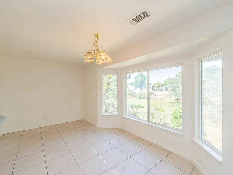 188 Woodcliff Dr — Photo 5