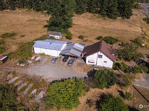 3rd image of 532 N Camano Drive