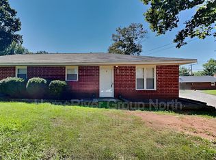 407 Summit St APT 1, Madison, NC 27025