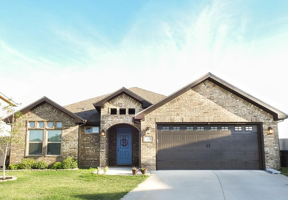 1st image of 1402 Lumina Ct