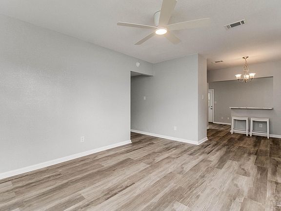 5th image of 914 Clearview Ave