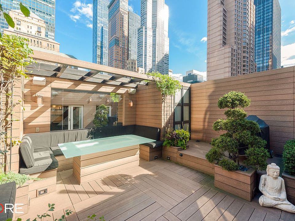 1st image of 200 W 54th St #Penthouse