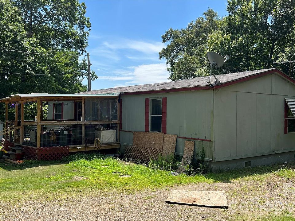 1st image of 236 Forest Ln