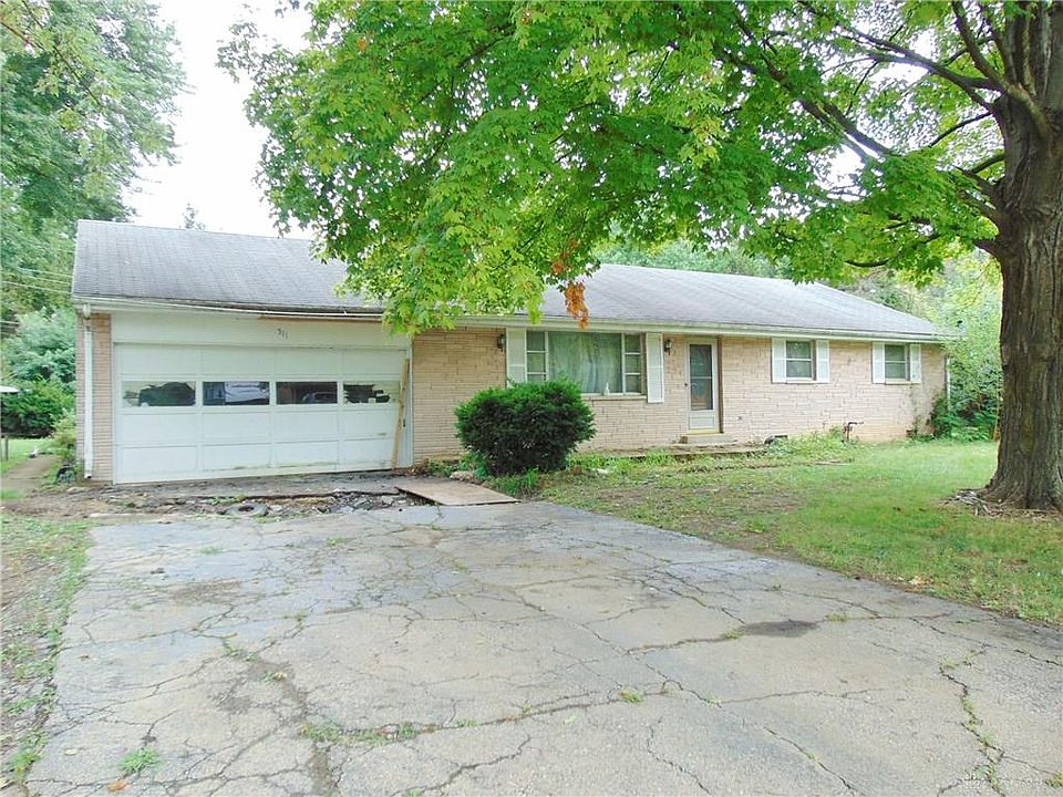 1st image of 511 Colonial Dr