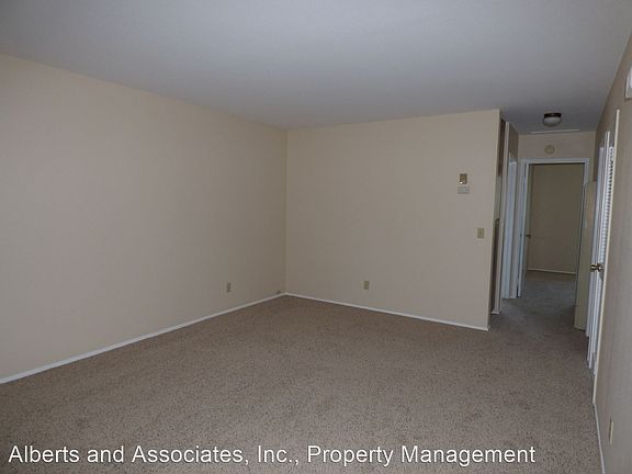 2nd image of 444 S Lincoln Ave #4268661