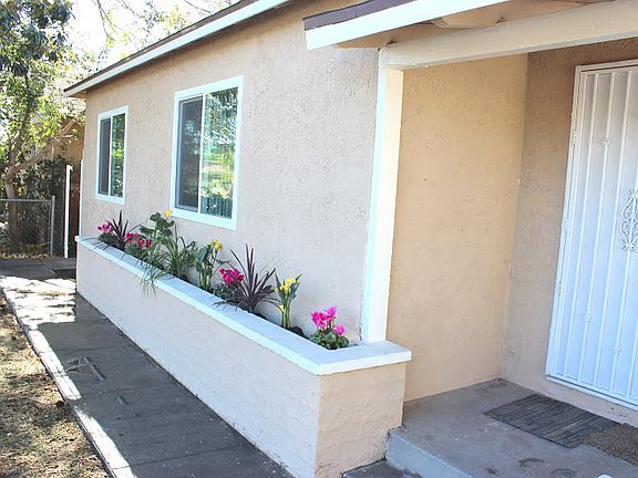 3rd image of 8858 Emerald Ave