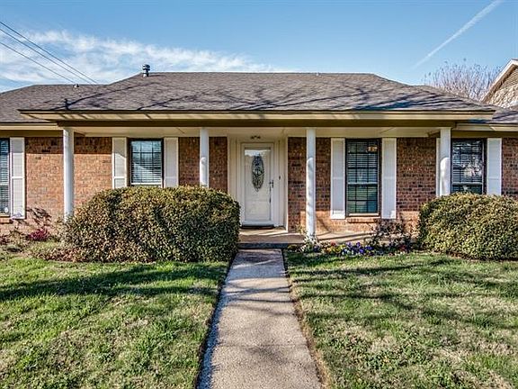 3rd image of 1801 Serenade Ln