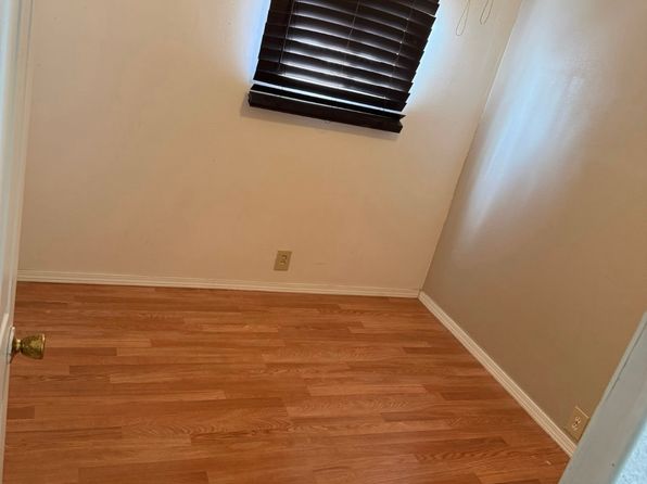 951 N Auburn Ave Trailer 21