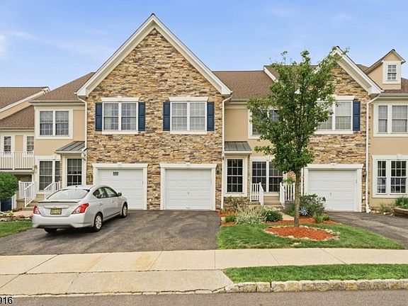 3rd image of 16 Magnolia Way