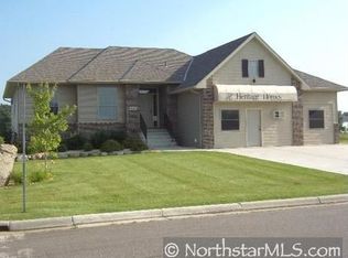 1820 7th St N, Sartell, MN 56377