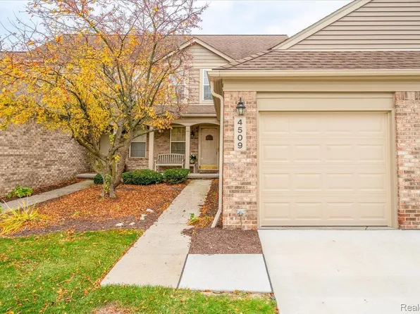 4509 Hunters Cir E, Canton, MI 48188