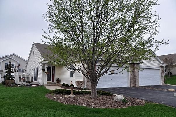 1st image of 610 Park Dr