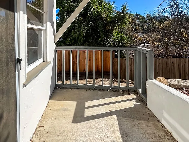 1610 Fargo Street — Photo 19